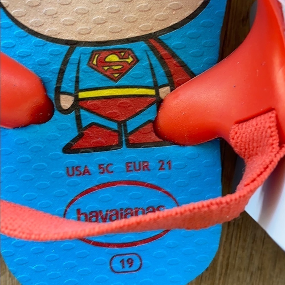 Havaianas Superman Flip Flops-Baby Size 5 - Picture 3 of 4